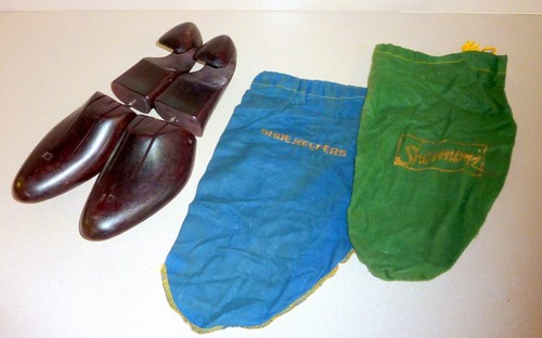 Vintage shoe tree - j.v.,