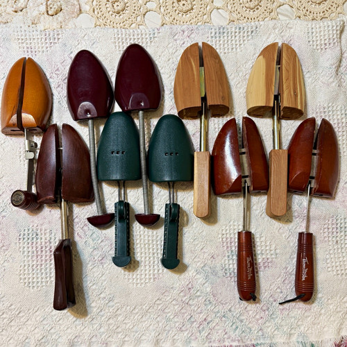 Vtg 5pr shoe tree - thom, mcan