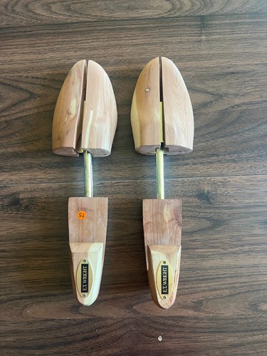 Spring loaded cedar split - spring,