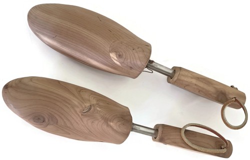 Unbranded shoe tree set - shoe, 1