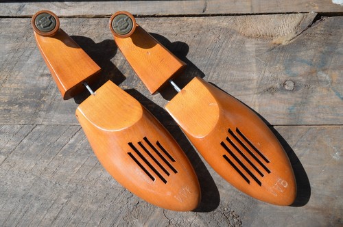 The florsheim shoe tree - shoe,