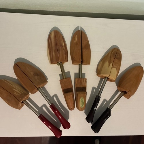 Pair shoe tree lot - 3,
